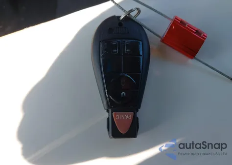 2014 Dodge Grand Caravan Sxt z USA, uszkodzony, nr VIN 2C4RDGCG8ER181911